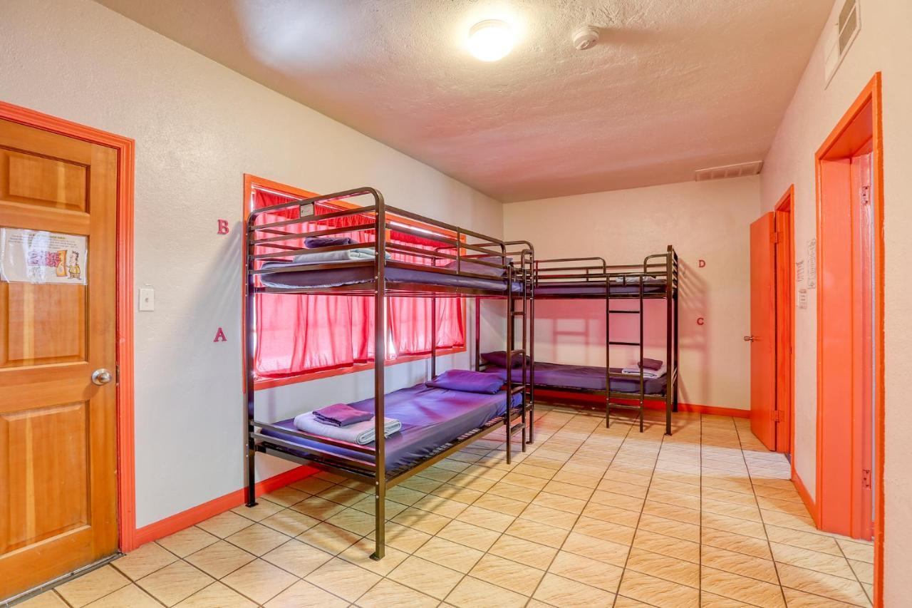 Sin City Hostel Las Vegas Exterior foto