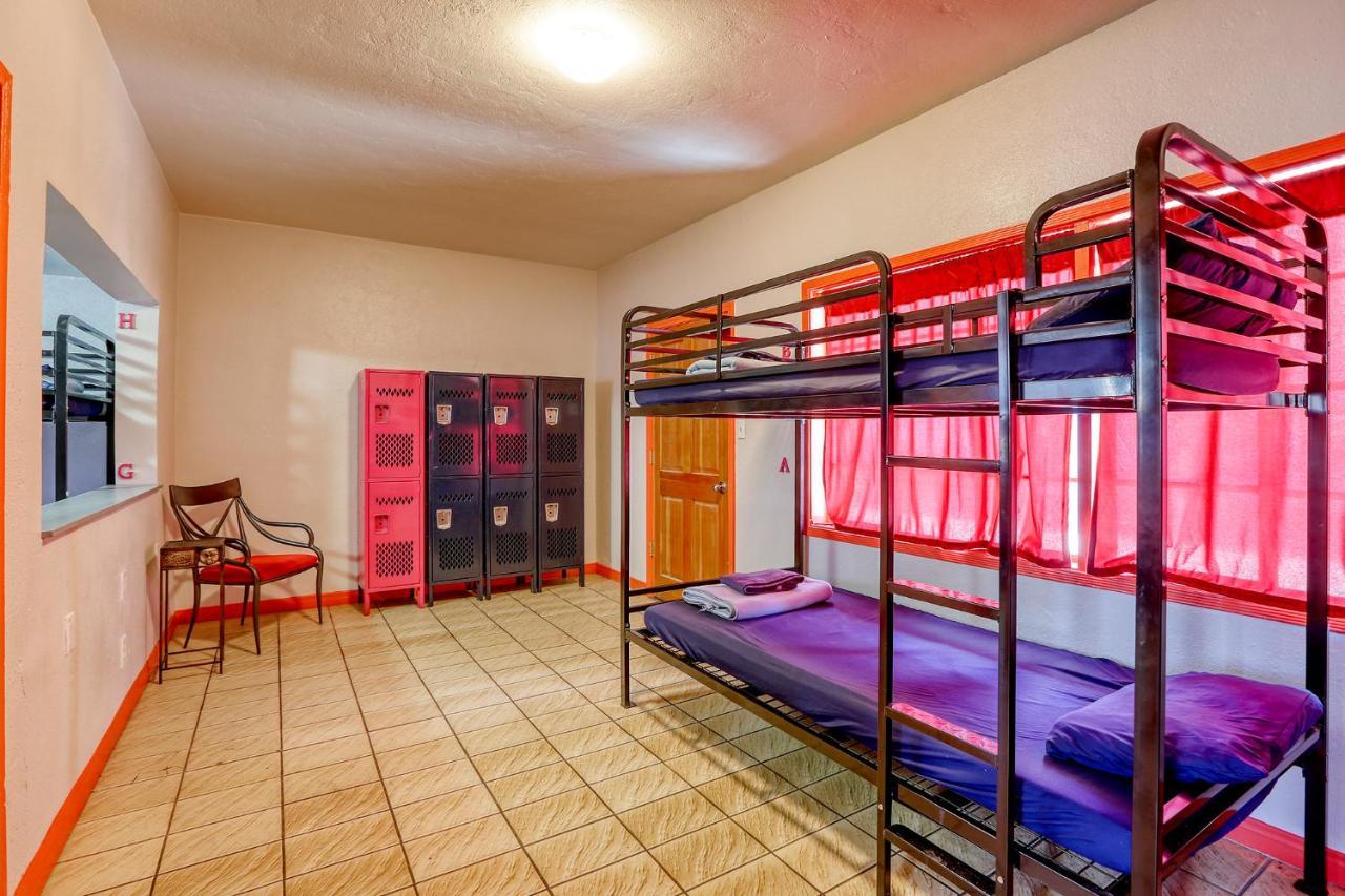 Sin City Hostel Las Vegas Exterior foto