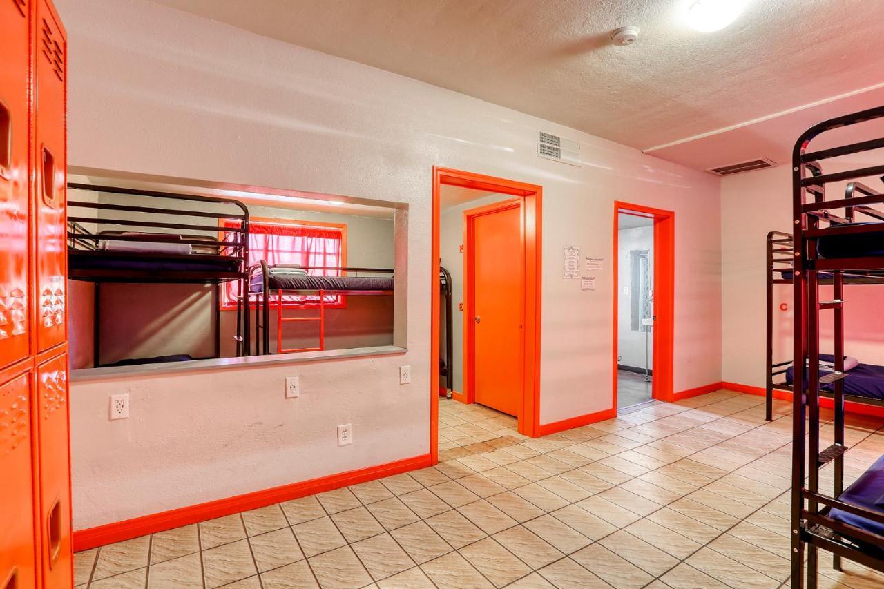 Sin City Hostel Las Vegas Exterior foto